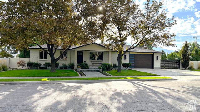9837 S JORDAN RIDGE RD, South Jordan UT 84095