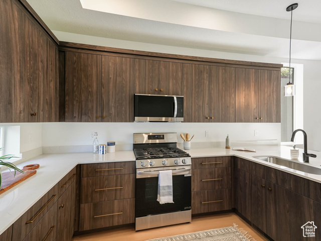 Photo 7 for MLS #2117081 at 544 N 600 West #5