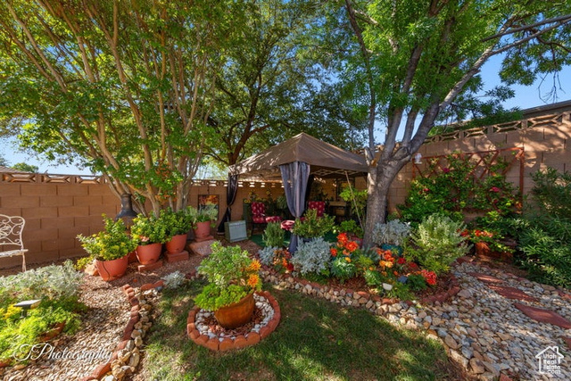 Photo 17 for MLS #2117082 at 1996 W 1940 North