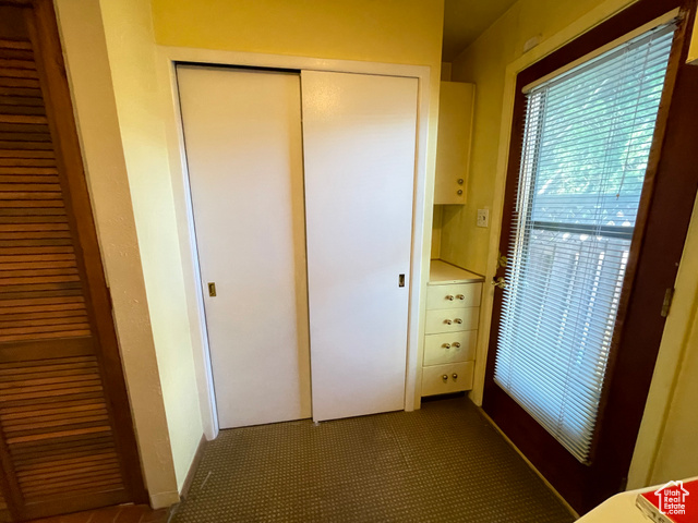 Photo 12 for MLS #2117093 at 949 N Oakley St