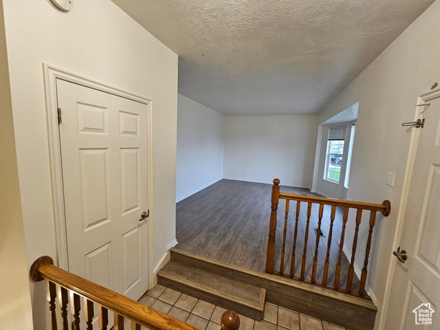 Photo 5 for MLS #2117094 at 2828 Brady Way
