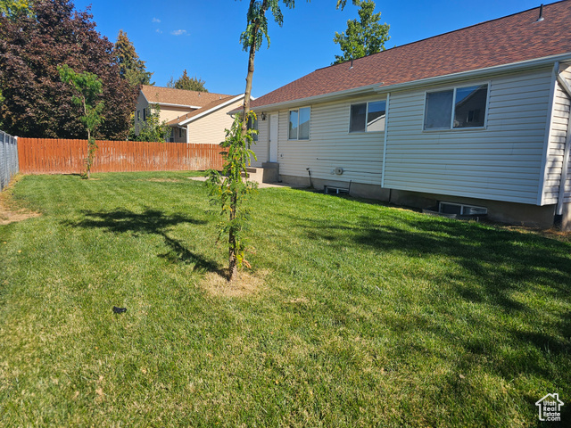 Photo 13 for MLS #2117094 at 2828 Brady Way