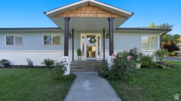 Photo 3 for MLS #2117096 at 312 S 1920 West