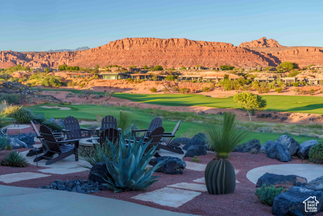 Photo 5 for MLS #2117101 at 2228 N Chaco Trl