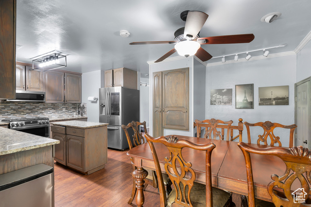 Photo 7 for MLS #2117104 at 5574 S Easton St