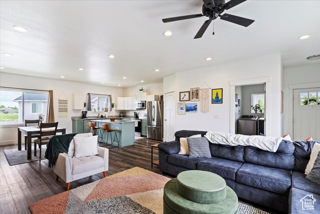 Photo 3 for MLS #2117113 at 1015 W 3000 North