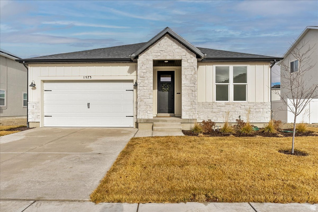 1573 E Lynx Ln
                     MLS #2117116