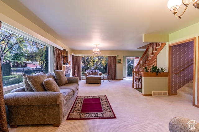 Photo 7 for MLS #2117129 at 395 W 200 North