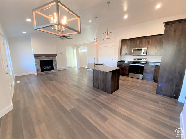 Photo 9 for MLS #2117147 at 125 S Freedom Way #216