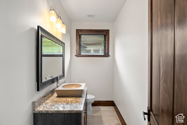 Photo 37 for MLS #2117148 at 676 N Chimney Rock Rd