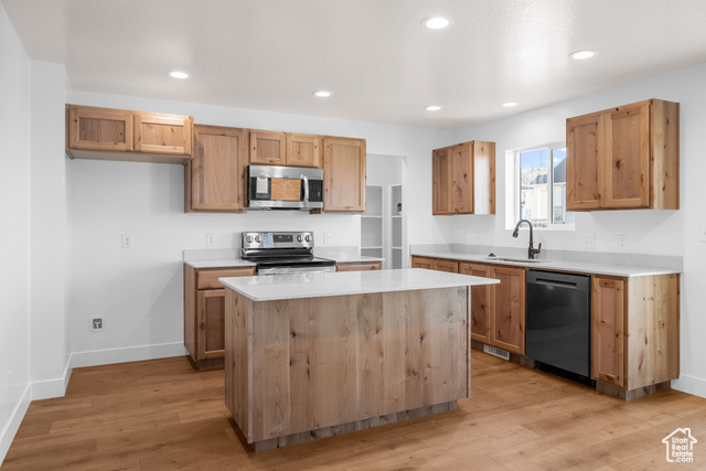 Photo 2 for MLS #2117150 at 1558 S White Sage Dr #322