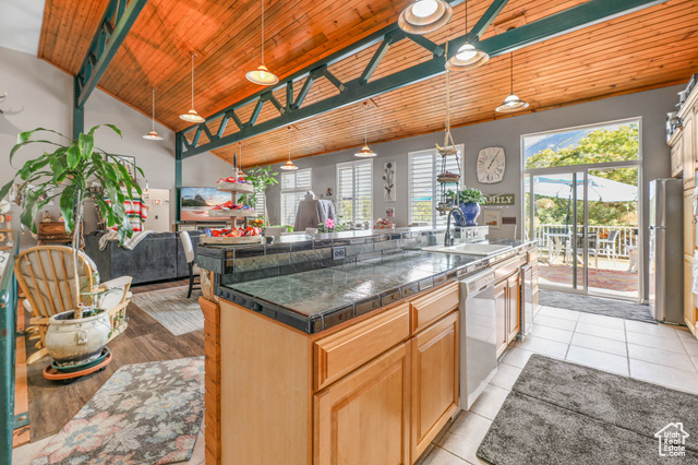 Photo 2 for MLS #2117161 at 569 Elk Loop