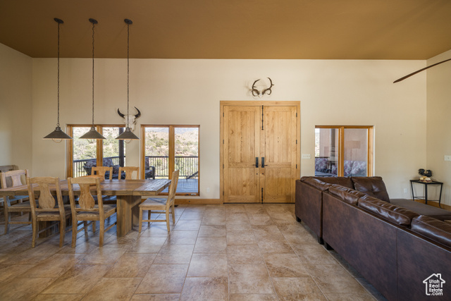 Photo 14 for MLS #2117162 at 15 W Blue Mountain Ct
