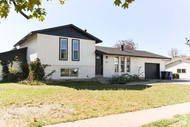 Photo 2 for MLS #2117167 at 1121 W 1290 South