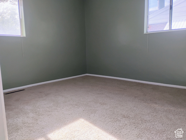 Photo 9 - 70 Sycamore Cir, Clearfield UT 84015