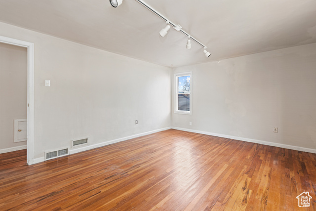 Photo 41 for MLS #2117169 at 532 E 12th Ave