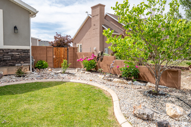 Photo 4 for MLS #2117170 at 156 S 4050 West
