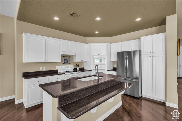 Photo 9 for MLS #2117177 at 2034 W Sunstar Cir