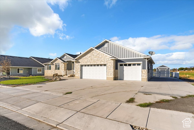Photo 3 for MLS #2117194 at 2402 W 2700 South