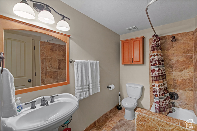 Photo 22 for MLS #2117197 at 278 W Caddy Cir
