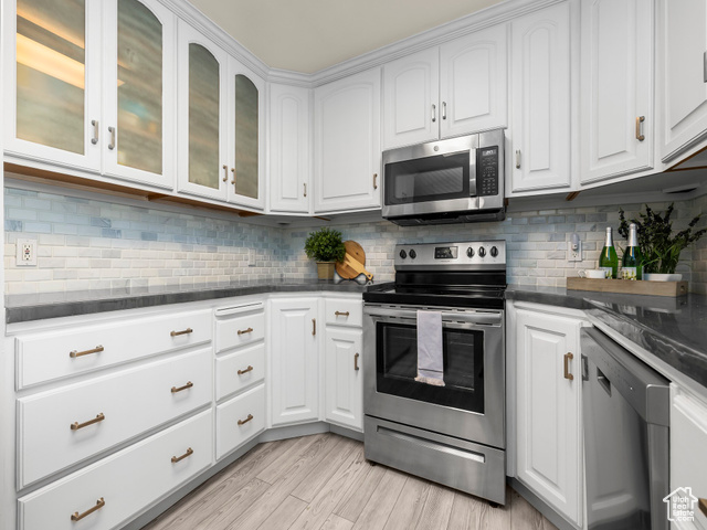 Photo 8 for MLS #2117205 at 2823 N Marrcrest