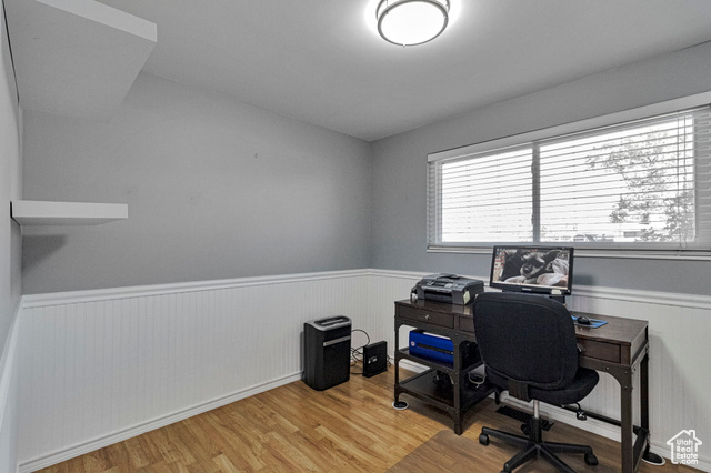 Photo 15 for MLS #2117210 at 389 W 2575 North