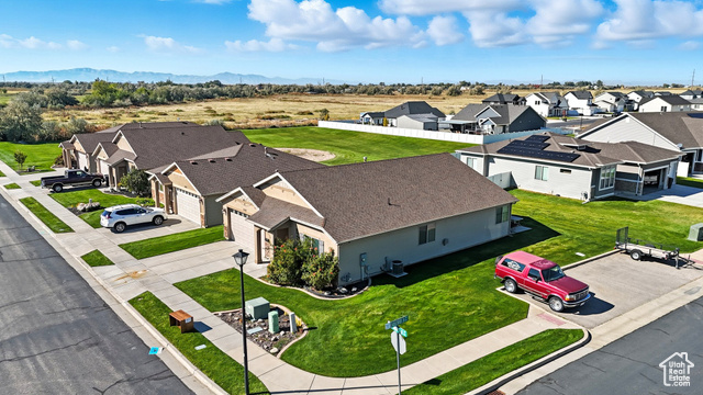 Photo 10 for MLS #2117214 at 3468 N Larkspur Ln