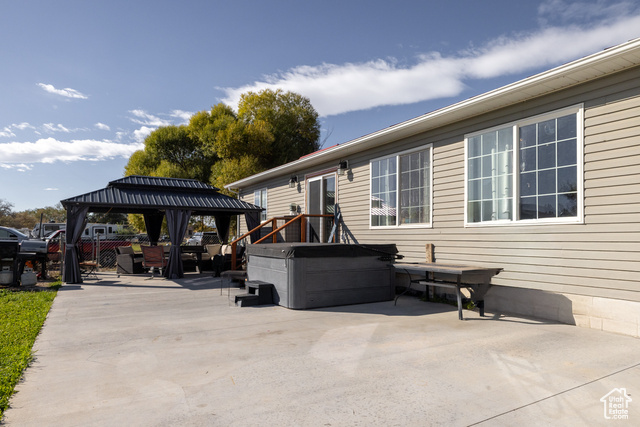 Photo 3 for MLS #2117234 at 2602 E 1500 South