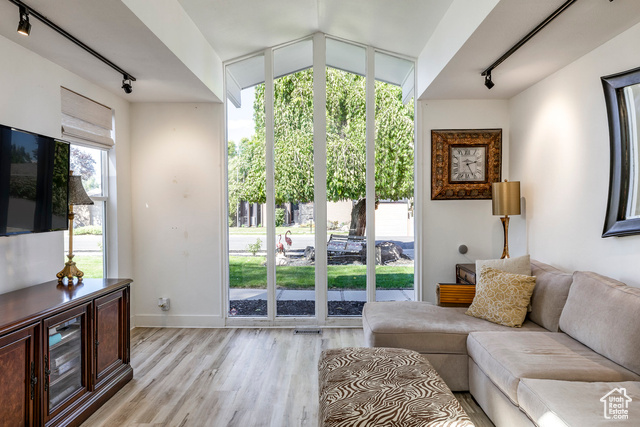 Photo 3 for MLS #2117244 at 2483 W 3965 South