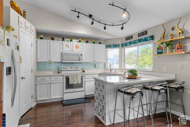 Photo 9 for MLS #2117250 at 3224 W 7970 South
