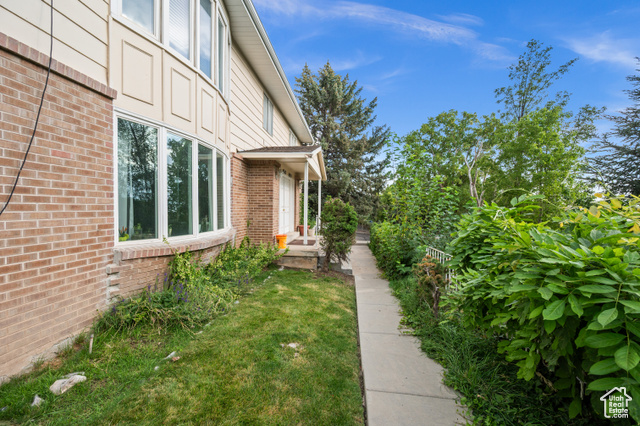 Photo 29 for MLS #2117254 at 3006 Casto Ln