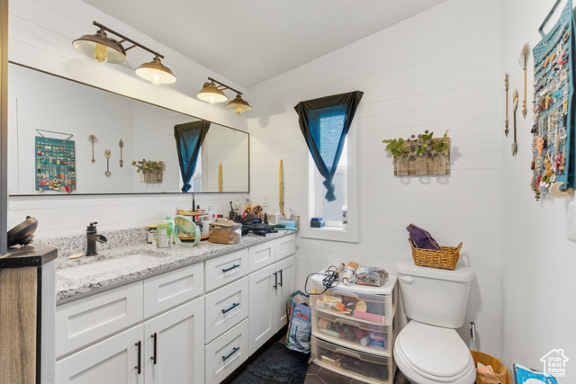 Photo 19 for MLS #2117265 at 996 N 200 West