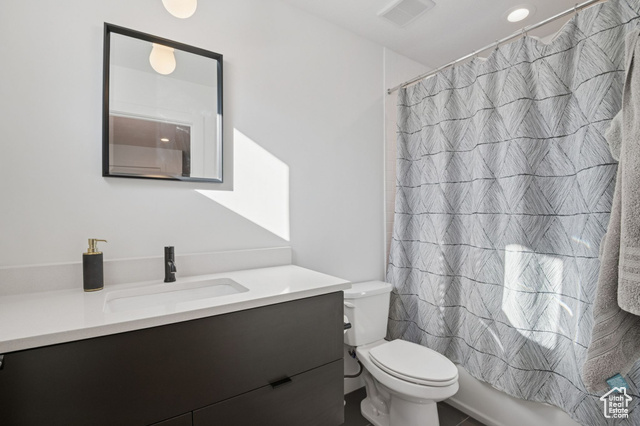 Photo 14 for MLS #2117266 at 1710 S West Temple St #13
