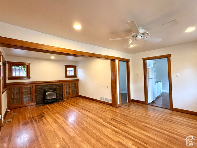 Photo 5 for MLS #2117281 at 560 E Elm Ave