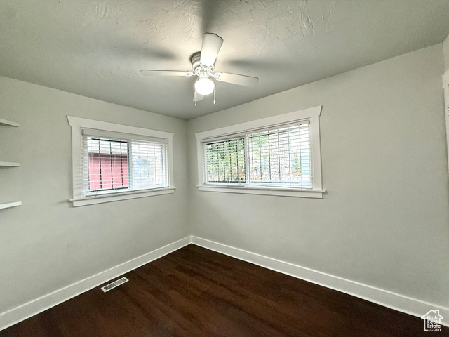 Photo 9 for MLS #2117281 at 560 E Elm Ave