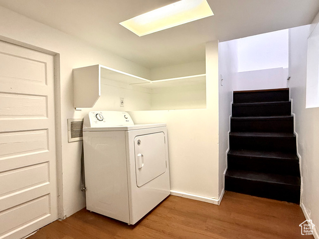 Photo 12 for MLS #2117281 at 560 E Elm Ave