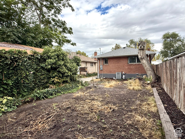 Photo 15 for MLS #2117281 at 560 E Elm Ave