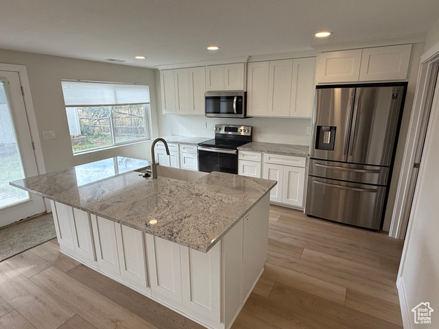 Photo 2 for MLS #2117282 at 534 S Locust Ave