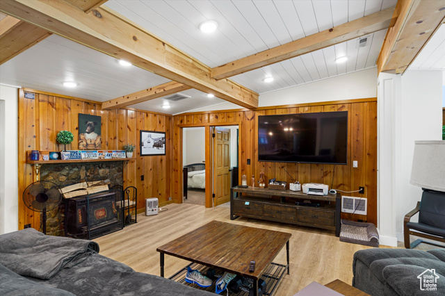 Photo 10 for MLS #2117287 at 342 Ogden Cyn