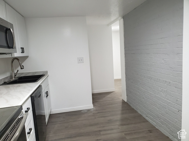 Photo 4 for MLS #2117288 at 351 S 300 East