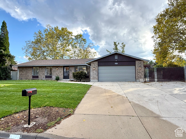 4175 W DONIBRISTLE CIR, South Jordan UT 84009