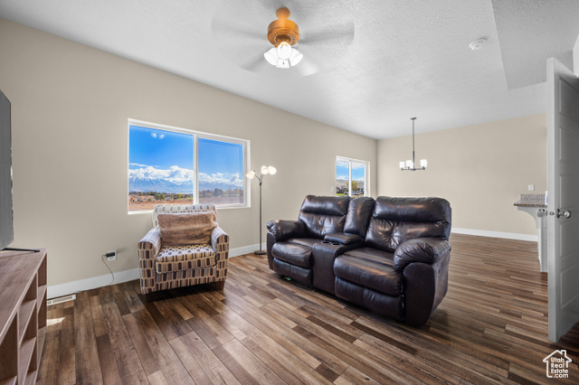 Photo 9 for MLS #2117308 at 8048 N Clydesdale Dr