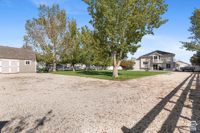Photo 37 for MLS #2117309 at 374 S Davenport Dr