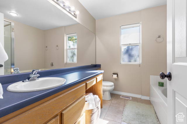 Photo 20 for MLS #2117309 at 374 S Davenport Dr