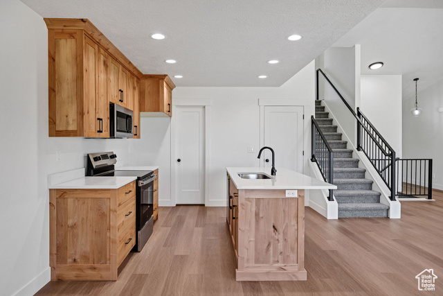 Photo 10 for MLS #2117313 at 821 E 160 North