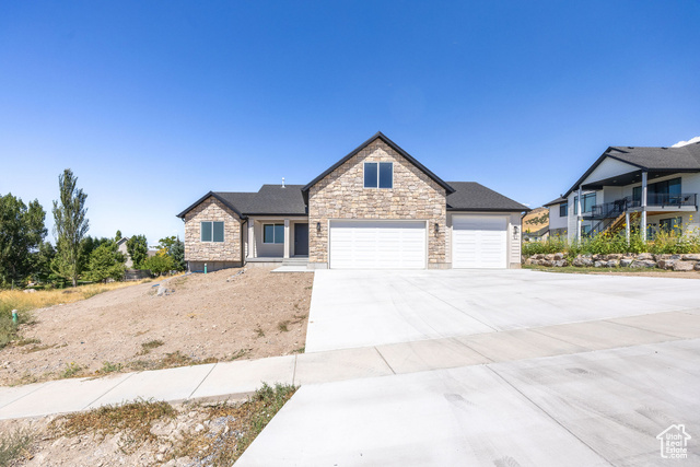 Photo 3 for MLS #2117313 at 821 E 160 North