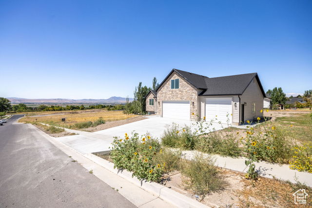 Photo 5 for MLS #2117313 at 821 E 160 North