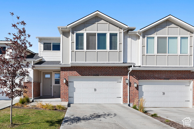 Photo 2 for MLS #2117317 at 14226 S Bella Vea Dr