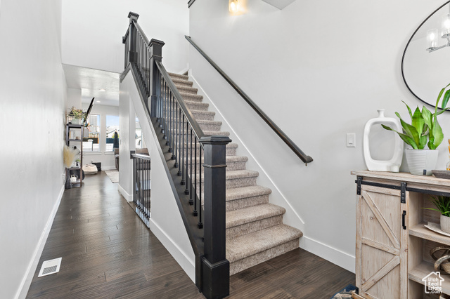 Photo 5 for MLS #2117317 at 14226 S Bella Vea Dr