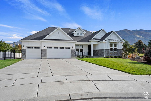 View photos for 947 S Honeysuckle Way MLS #2117321 - 947 S Honeysuckle Way
